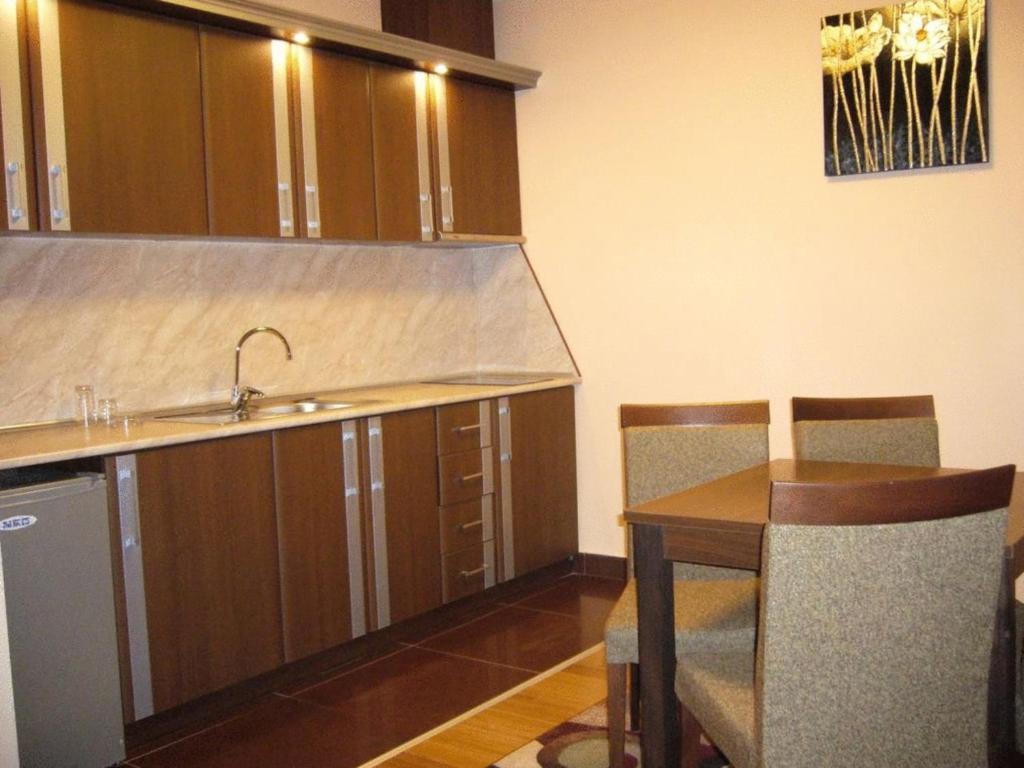 City Hotel Stara Zagora Room photo